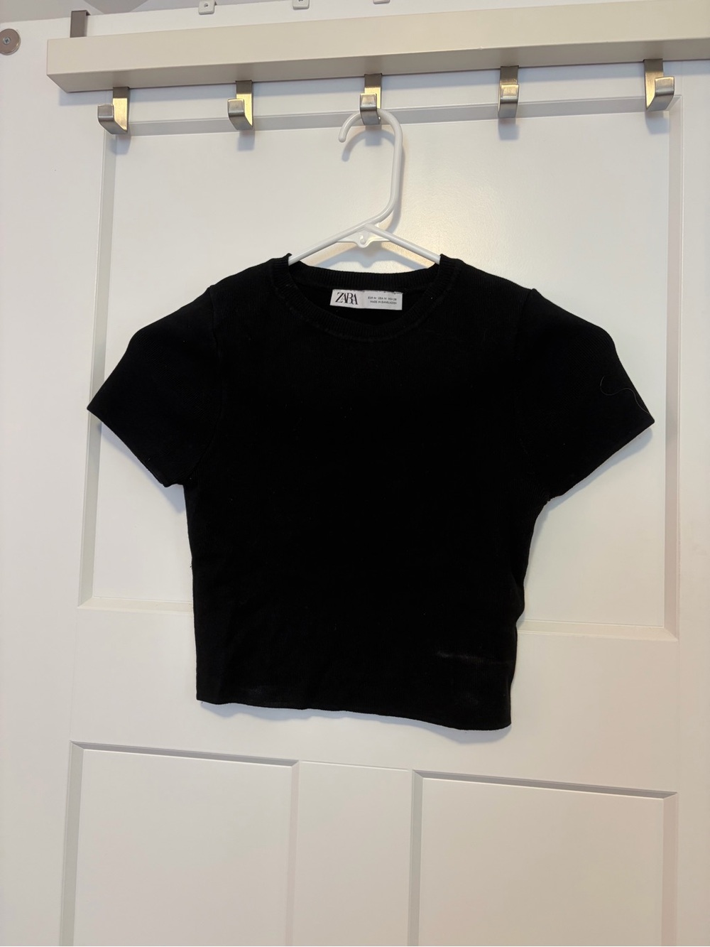 Zara Black Short Sleeve Crop Tee